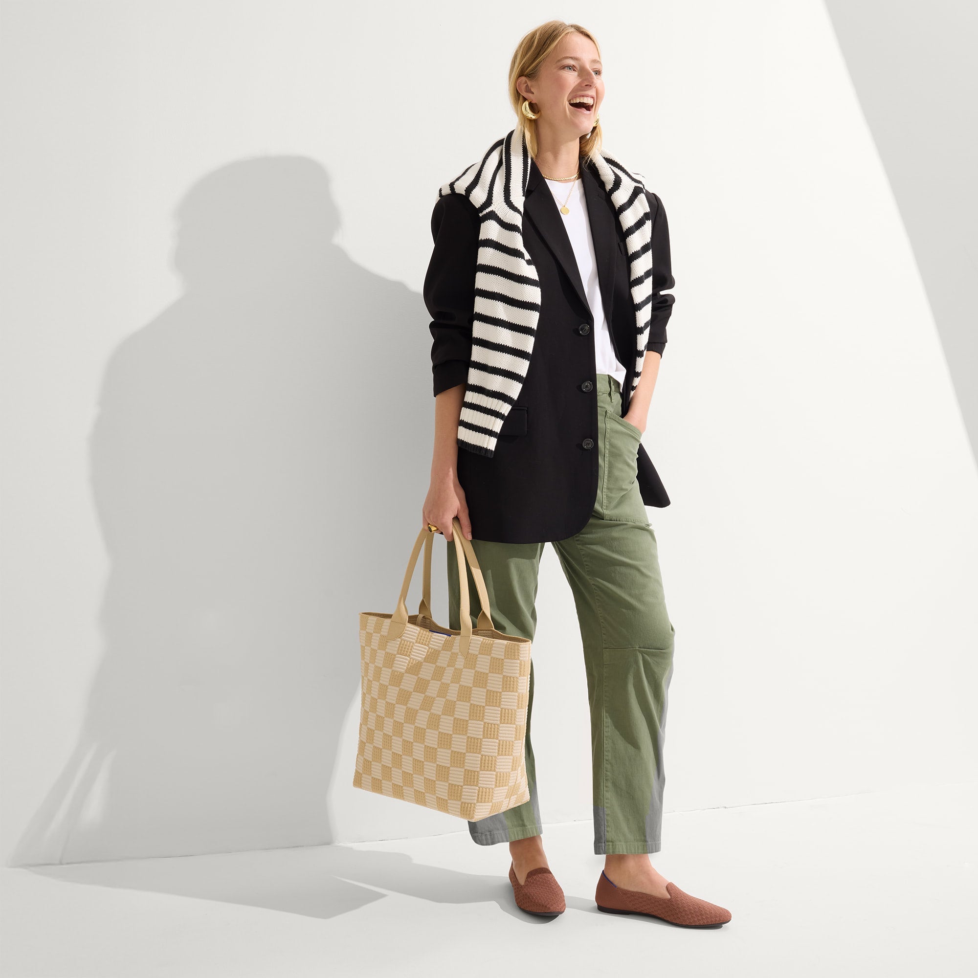 The Lightweight Tote - Checker Sand - Image 3