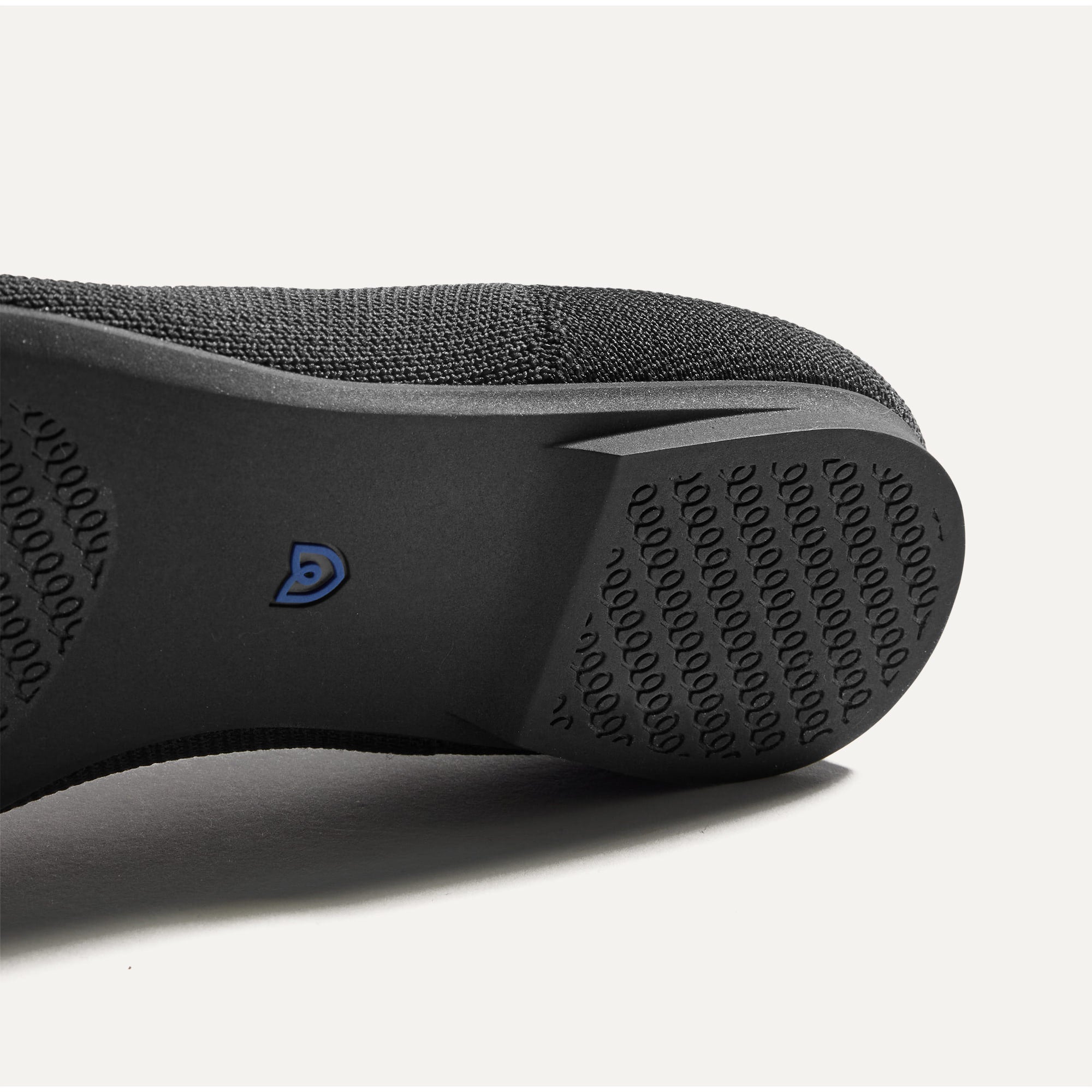 The Point II - Black - Image 6