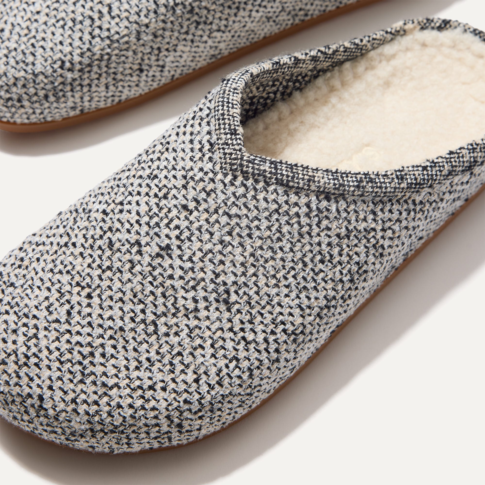 The Cozy Clog - Cookies and Cream Bouclé - Image 5